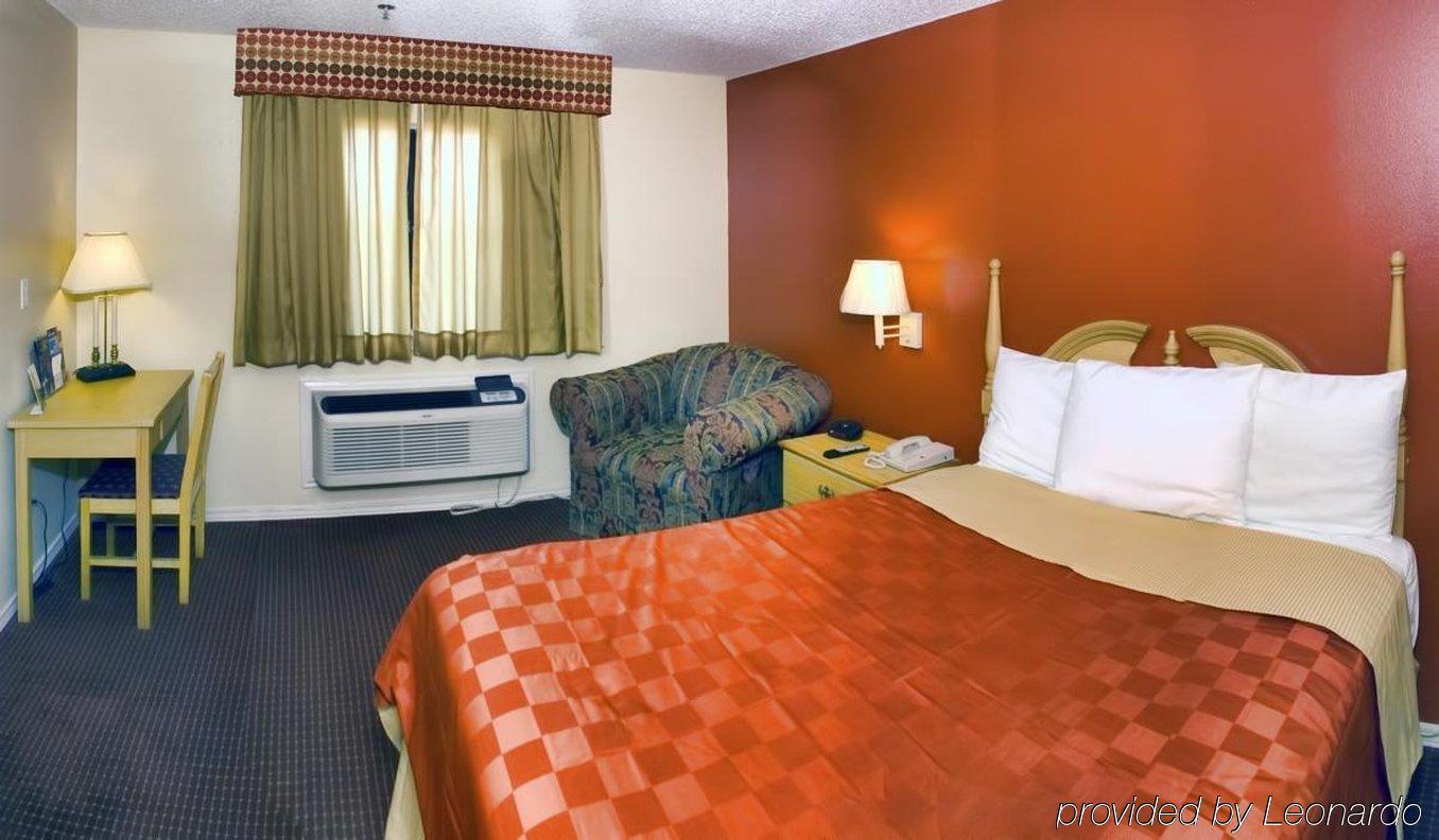 Express Weslaco/mercedes Hotel